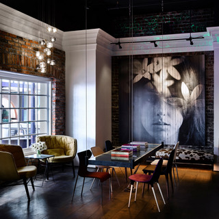 Mantel Bar Event Space at Hotel Zeppelin