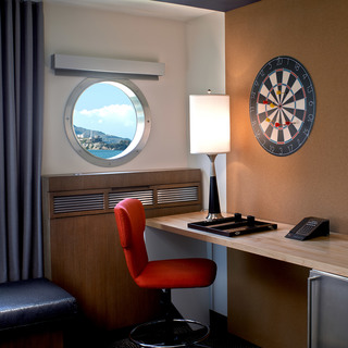 Porthole window in Guestroom at Hotel Zephyr