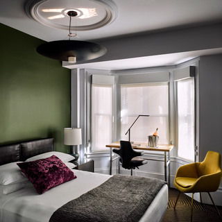 Hotel Zeppelin Guestroom